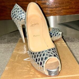 Christian Louboutin Poseidon 37.5